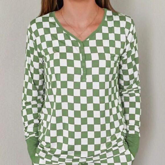 DREAMY ZZ GRINCH CHECKERS WOMEN’S DREAM TOP
DREAM BIG LITTLE CO L NWT IN PKG - Picture 1 of 4
